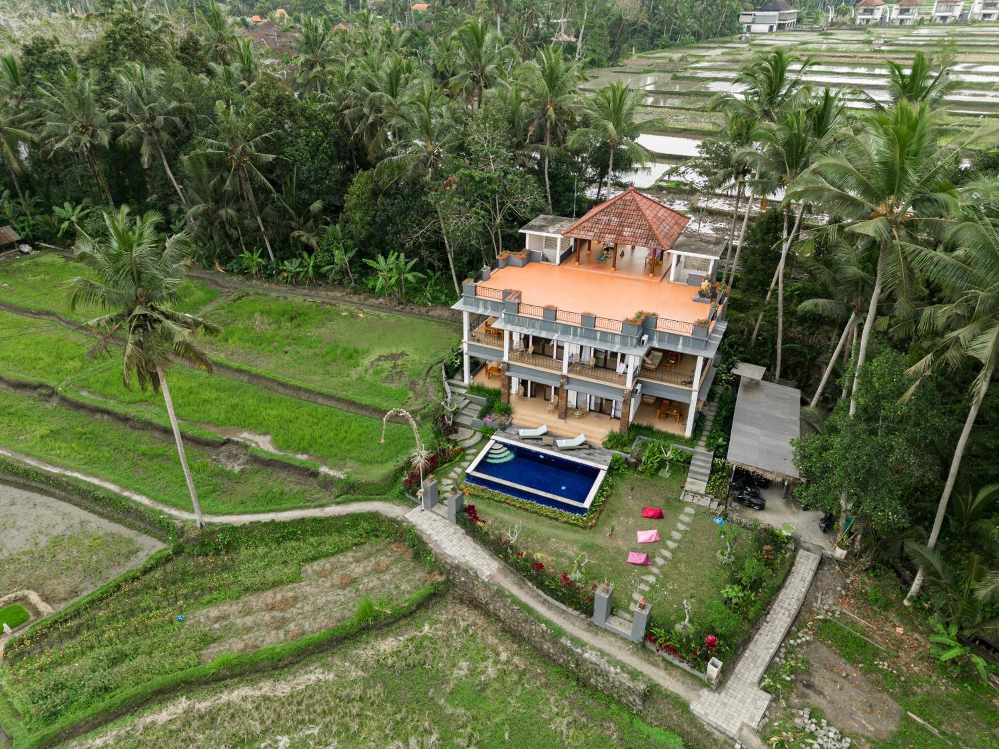 Adhidrawa Ubud Экстерьер фото
